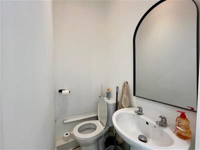 Picture 4